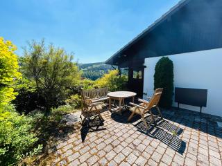 Kindvriendelijk vakantiehuis met tuin in Winterberg - Modern & rustig gelegen - Winterberg - 0
