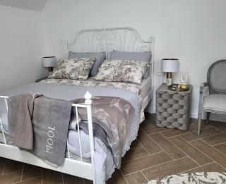 Villa Marmont Karlovac Luksuzni Smještaj na Top Lokaciji s Parkingom i Self Check inom - Karlovac - 3
