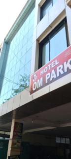 Hotel Om Park - Shirdi - 9