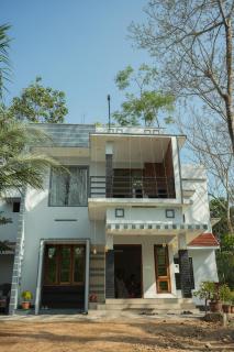 Entire home in Thiruvananthapuram - Kattakkada - 1