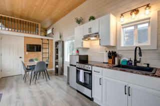 Cozy Loft Tiny House by Ocean Spray Beach - Grayland - 2