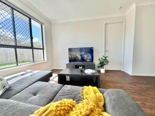 Charming 4bdr holiday home in Heathwood - 7