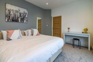 Four Bedroom Home Sleeping 10 Guests with Private Garden - Nottingham - 7
