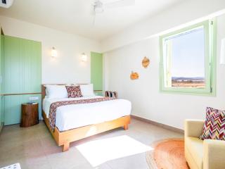 Plioni Villas With Private Pool & Suites With Hot Tub - 5