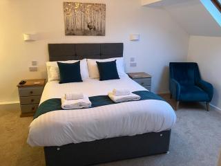 Hideaway Cottage - 2