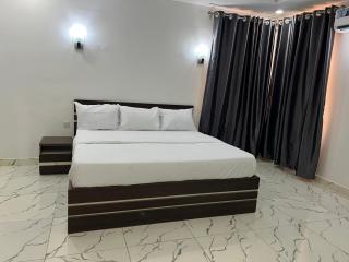 Well spacious and furnished 2 bedroom apartment - Sabo Kukwaba - 3