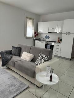 Monolocale zona stazione - Legnano - 1