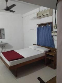 Woodside Resort and Cafe - Yelagiri - 6