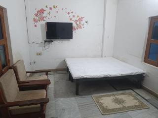 FULL FLAT HOME STAy - Jhūsi - 0