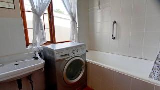 Hebe Haven - Hermanus - 3