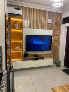 Stylish 1 bedroom Apartment Lekki Phase 1 - 6