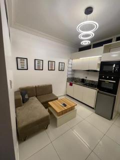 Stylish 1 bedroom Apartment Lekki Phase 1 - Lagos - 0