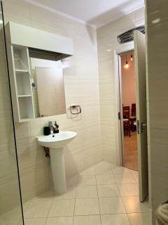 Orange Apartment 5 - Budua - 3