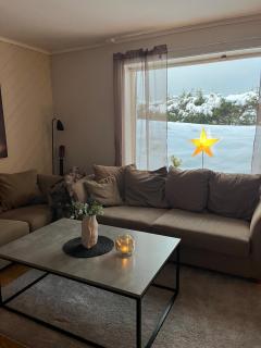 Cozy apartment with a lovely view - Tromsø - 8