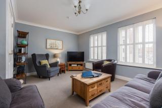Demeter House - 9