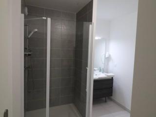 Royan T3 Moderne - Bord De Mer - 6 Pers, Parking, Terrasse - FR-1-738-35 - Royan - 9