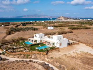 Plioni Villas With Private Pool & Suites With Hot Tub - Mikri Vigla - 5