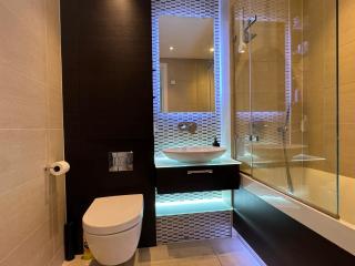Modern Room in Lambeth with City Views - 4