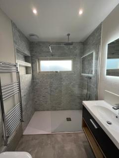 Luxury 4 Bedroom Home, South Dublin - 2