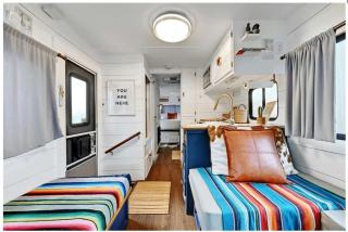 Retro Motorhome - Epic Outdoor Shower and Firepit - Austin - 3