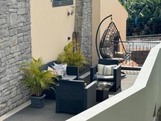 Alforra Residence 1-T2-centro-praias-Levadas - Câmara de Lobos - 1