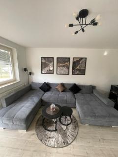 Gemütliche 2 Zimmer Wohnung nahe Köln am Hürth Park - Hürth - 2