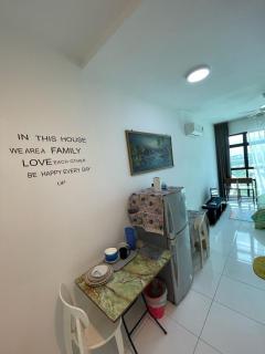 Cozy Sky Loft 2 Guests Nflix, Disney Plus & HBO B30B - 4