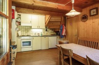 A Charming Swiss Family Chalet Daheim - - 7