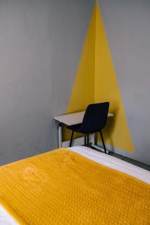 Adorable 1 Bedroom Flat - 4
