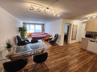 Für 4 Pers neben Talstation Parsennbahn und Bünda Skilift private Dachterrasse - 2