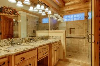 Yosemite's Luxury Estate at The Redwoods in Yosemite 2349 - Wawona - 6