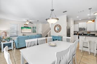The Salty Pearl - Destin - 7