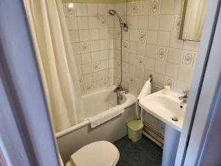 chambre 6 - Fontenay-le-Comte - 8