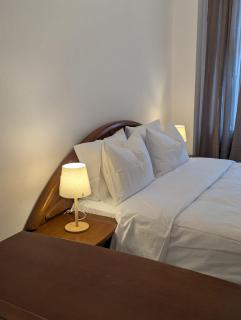 Walking Distance Port House - Ermoupoli - 3
