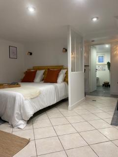 appart studio RDC de maison avec extérieur proche Reims - Tinqueux - 3