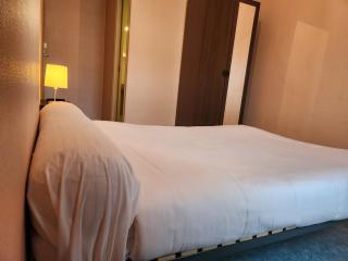 chambre 6 - Fontenay-le-Comte - 2