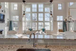 Eagle Roost Chalet- Modern Kentucky Lake Chalet - Waverly - 6