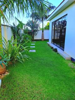Nova Stays 1-Bedroom Apartment with Private Pool & Uninterrupted Seaview - Mombasa - 6