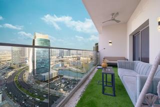 Upscale 2BR in Lively Building - 6