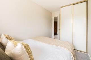 Modern 2-Bedroom Apartments with Free Parking in Leamington Spa - Leamington Spa - 3