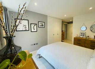 Stylish & Modern 2-Bed London Apartment with Private Terrace - Londra - 8