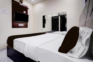 Hotel O Class Inn - Mumbai - 9