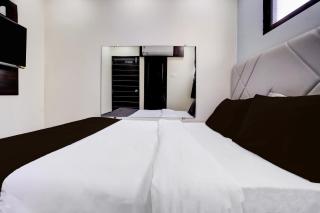 Hotel O Class Inn - Mumbai - 5