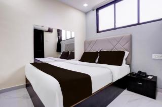 Hotel O Class Inn - Mumbai - 0
