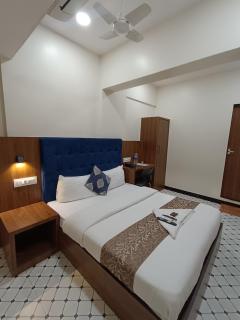Best Hotel - Mumbai - 7