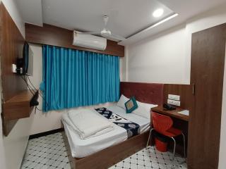 Best Hotel - Mumbai - 8