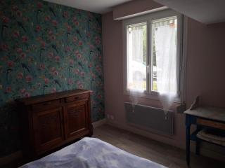 Chambre lit double près de la Loire - 2