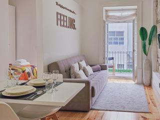 Loft w. private balcony and AC few steps to river - Porto - 0