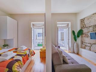 Loft w. private balcony and AC few steps to river - Porto - 1