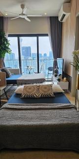 Elegance 1BR Suite KLCC view with Gorgeous Pool - 2